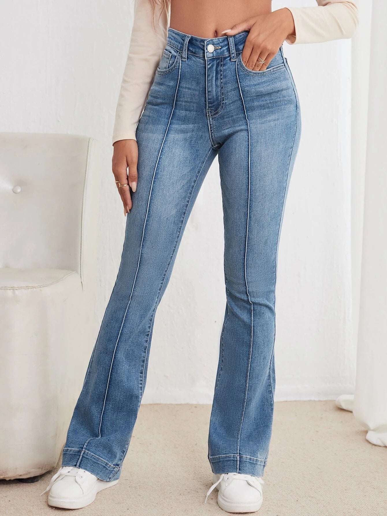 Inaya | Bootcut Jeans