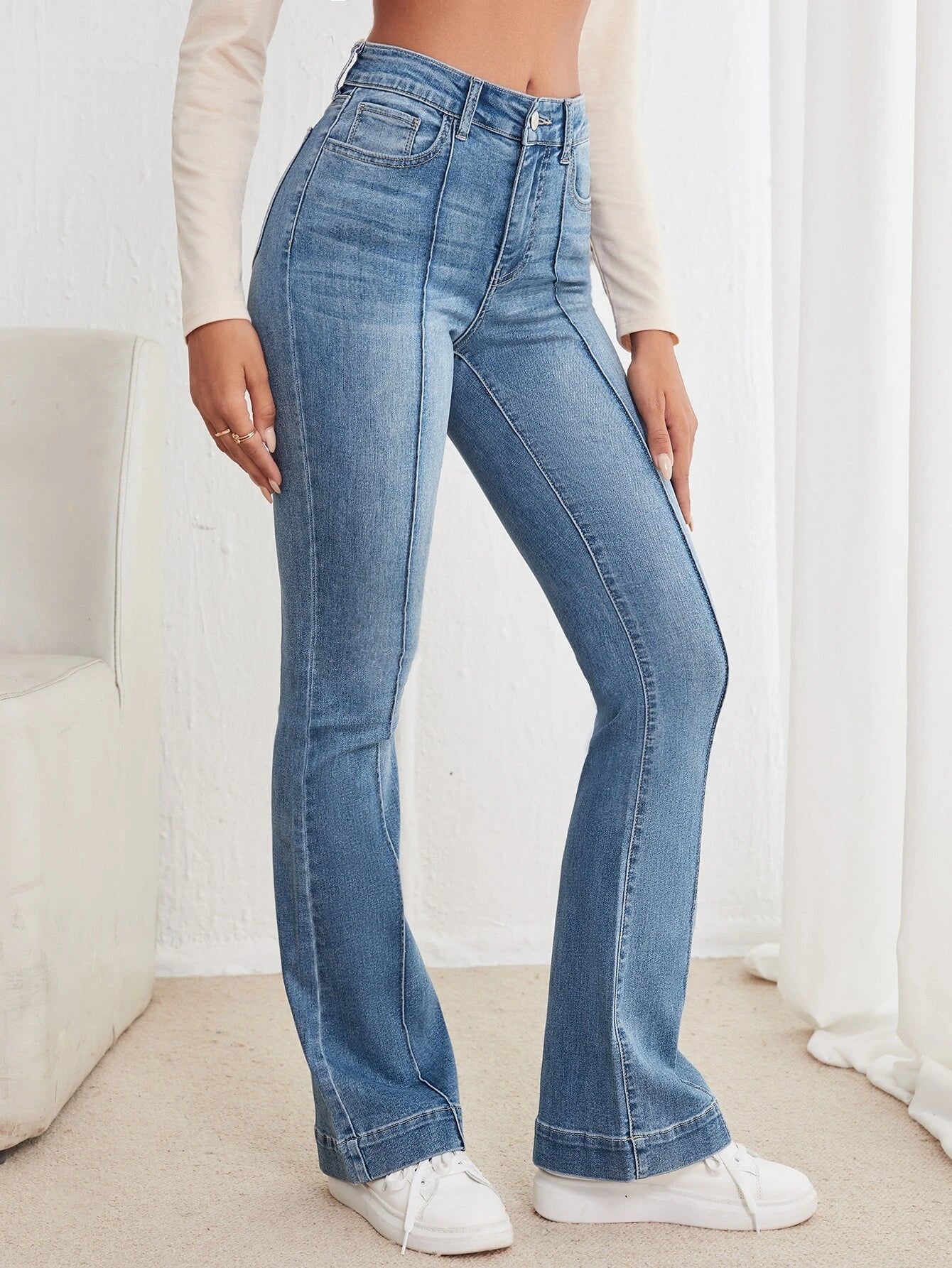 Inaya | Bootcut Jeans